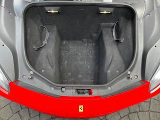 Ferrari 488 GTB Coupe 492 kW (670 CV)