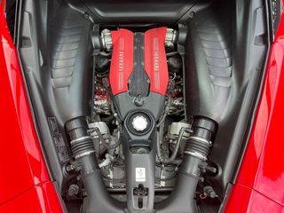 Ferrari 488 GTB Coupe 492 kW (670 CV)
