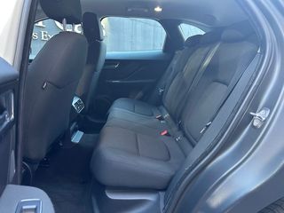 Jaguar F-PACE 2.0L i4D Prestige AWD Auto 132 kW (180 CV)