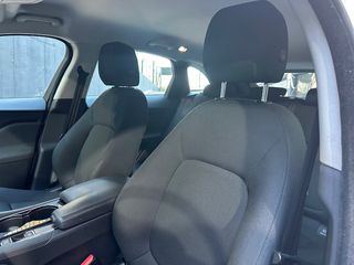 Jaguar F-PACE 2.0L i4D Prestige AWD Auto 132 kW (180 CV)