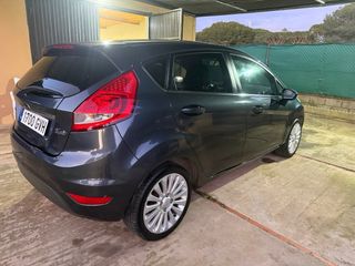 Ford Fiesta 1.6 90cv titanium