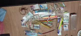 Lotes de señuelos y accesorios de pesca