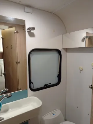 Caravana Adria Aviva 495 LX