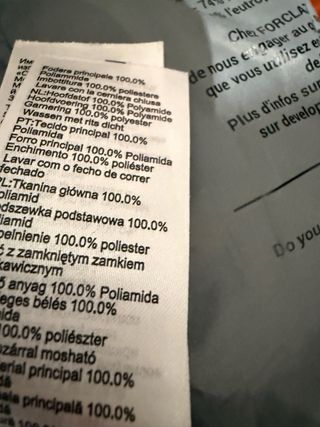 Chaqueta acolchada ligera con capucha