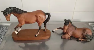 Pareja de caballos Beswick porcelana inglesa