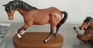 Pareja de caballos Beswick porcelana inglesa