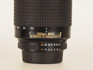 Objetivo Nikon AF NIKKOR 70-300mm ED
