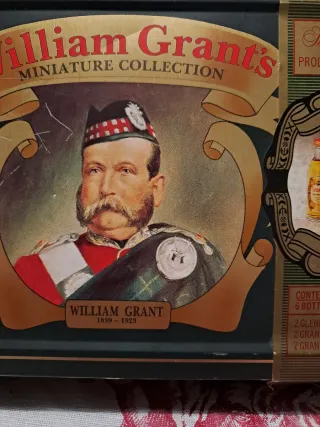 Scatola Latta Vintage William Grant's Miniature Co