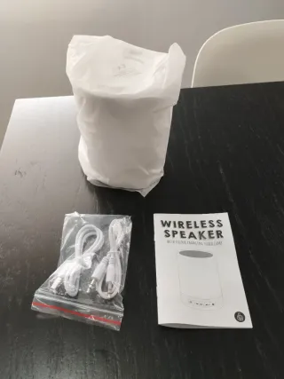 Altavoz Thumbs Up con Lámpara LED