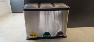Papelera de reciclaje 3 cubos