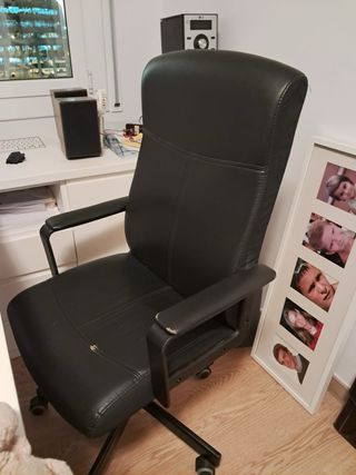 Mesa despacho en L blanca (2m + 1.73m) + silla