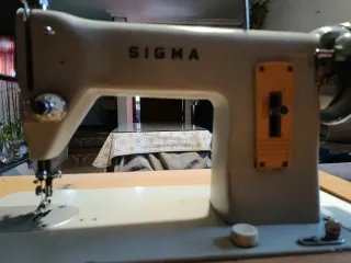 Máquina de coser Sigma