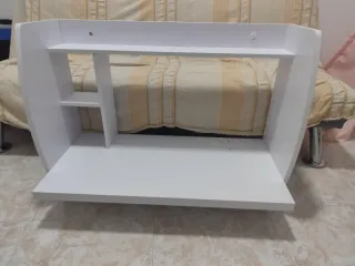 Escritorio colgante blanco madera