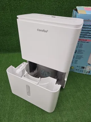 Deshumidificador Comfee 20L CDDF7-20DEN7-WF