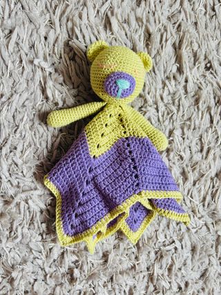Doudou bebé crochet hecho a mano