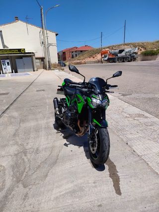 Vendo kawasaki Z900 en perfecto estado
