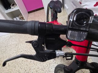Bicicleta Montaña 24 Roja 6V (Precio negociable)