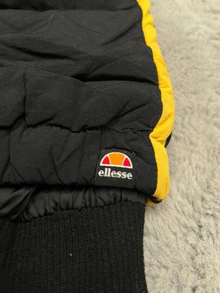 Bomber Ellesse nero vintage con bande gialle