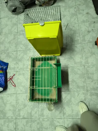 2X35€ Gabbie per conigli/caviette