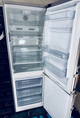 167.Frigorifico Combi Beko Inox 1,85x60 No Frost