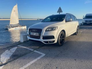 Audi Q7 2011