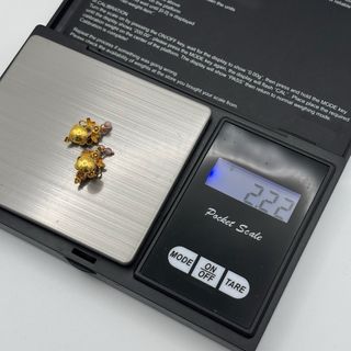 Pendientes de oro 22kt con gemas rosas