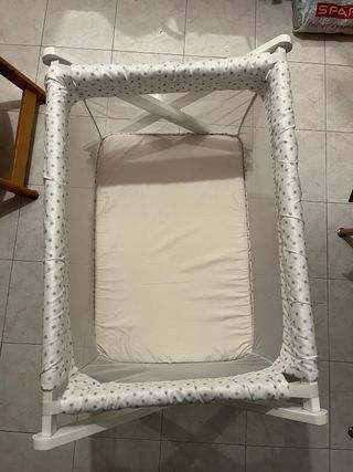 Minicuna bebé en perfecto estado