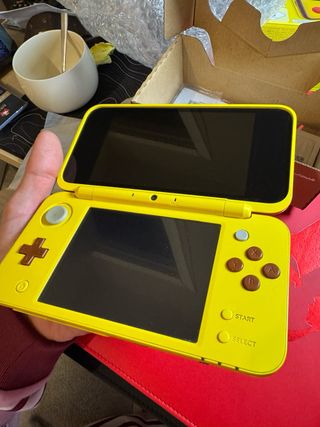 Nintendo 2DS XL Edición Pikachu