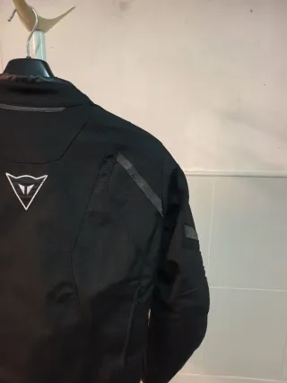 Chaqueta Dainese Talla 52 Negra