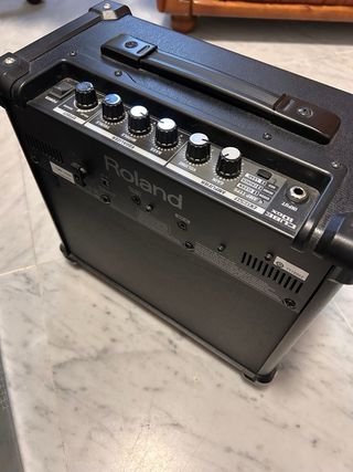 Amplificador Guitarra Roland CUBE-10GX