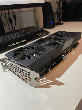 Gigabyte RTX 2070 SUPER Windforce 3X 8GB (difetto)