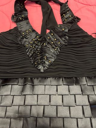Vestido negro halter con pedrería