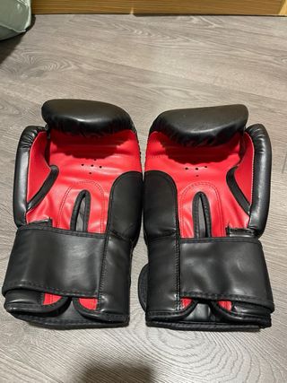 Guantes de Boxeo Everlast y Vendas talla 14