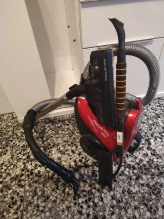 Aspiradora Rowenta Roja
