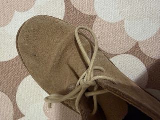 Stivaletti scamosciati beige/marrone