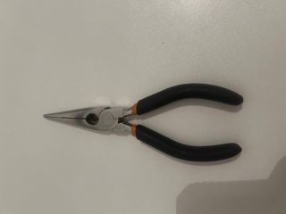 Alicates de punta fina Beta