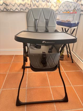 Silla de bebé Bebeconfort gris