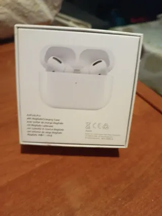 Caja AirPods Pro