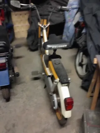 Mobylette Derbi Peugeot Antigua