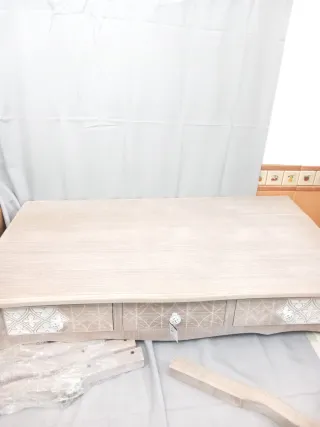 Mesa de centro madera con 3 cajones