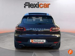 Porsche Macan -