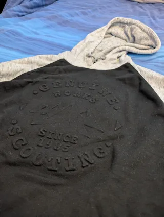 Sudadera Negra y Gris