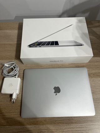 MacBook Pro 13” Touch Bar i5