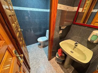 Local comercial en venta en Torres de la Alameda