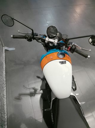 Triumph Speed Twin 900 Naked