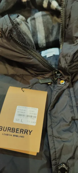 Chaqueta acolchada Burberry negra