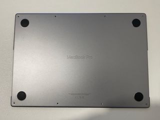 Тара MacBook Pro 14’ A2779 Md. 2023 Original