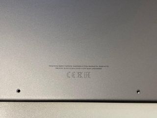 Тара MacBook Pro 14’ A2779 Md. 2023 Original