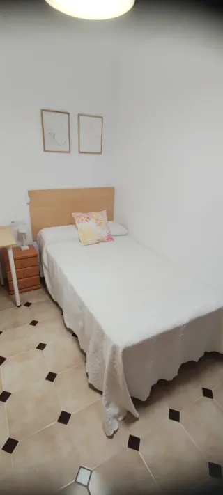Alquiler Habitación para chicas, Málaga