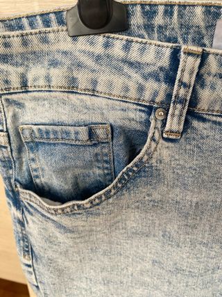 Jeans Bershka uomo lavaggio stone